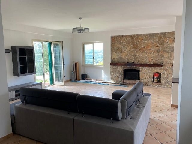 Read more about the article Itri, villa panoramica su due livelli in affitto
