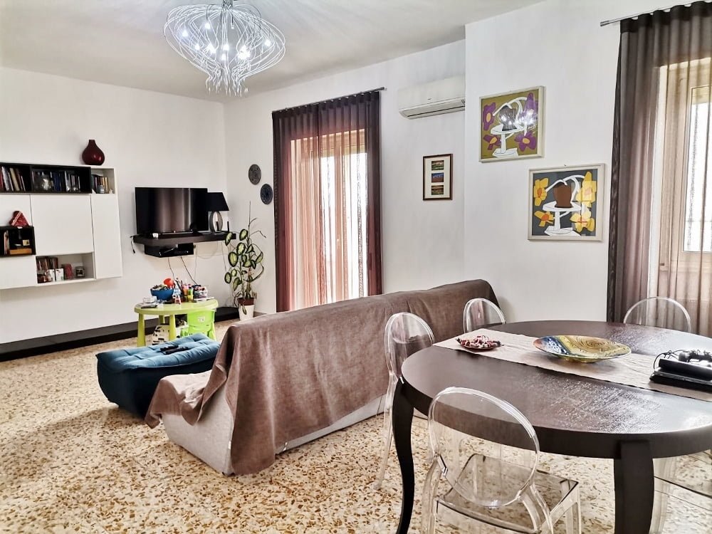 Scopri di più sull'articolo Gaeta vendesi comodo appartamento a 800mt dal Lungomare di Serapo