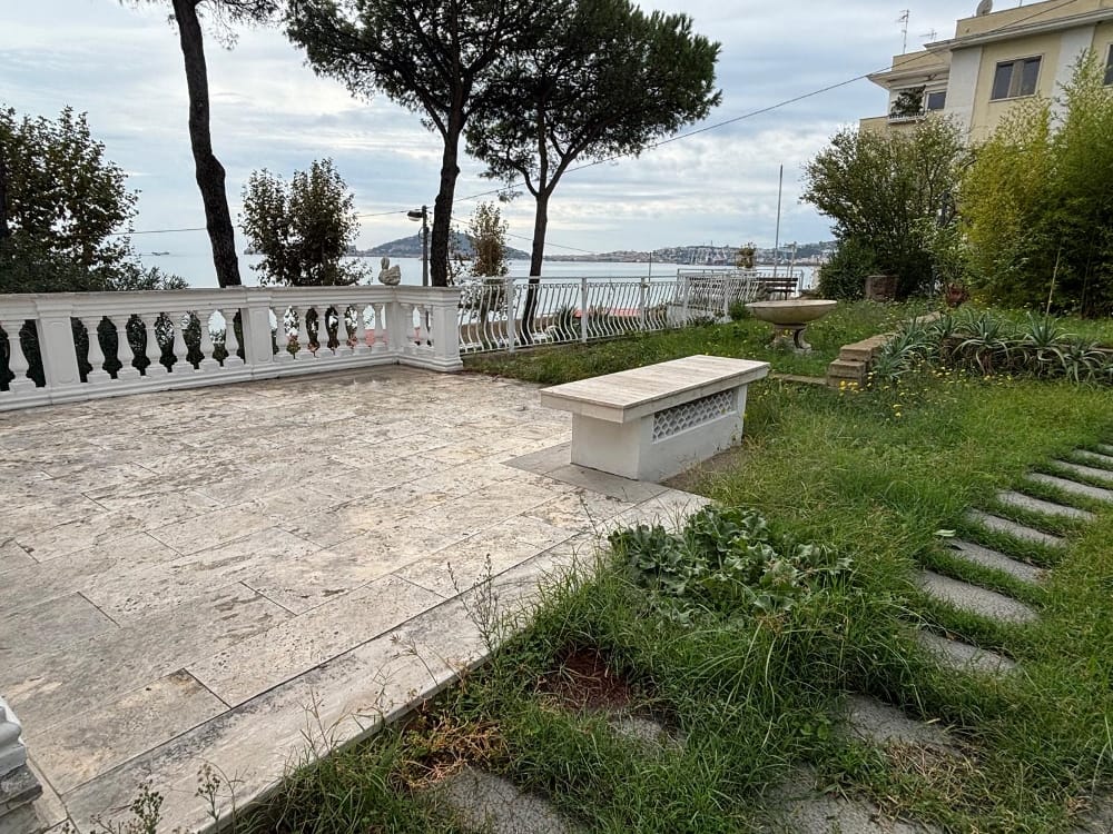 Read more about the article Formia, Vindicio, panoramic seafront villa