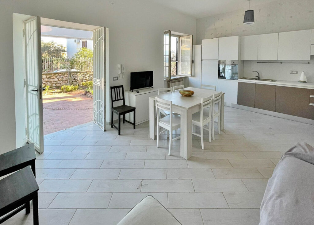 Gaeta quadrilocale con spazio esterno in affitto periodo estivo image 5