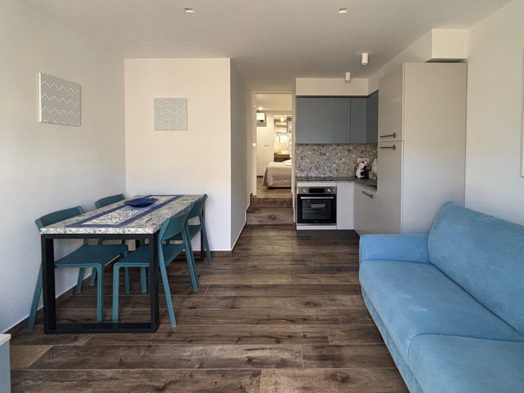 Design & Prestige nel Cuore di Gaeta: Un Gioiello Unico in Via Marconi image 3