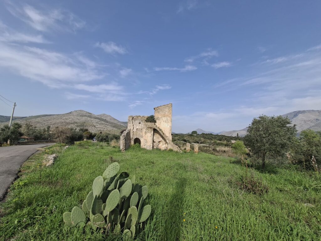 SOGNI UNA VILLA INDIPENDENTE A GAETA? ECCO LA TUA OCCASIONE GIÀ PRONTA A PARTIRE. image 3