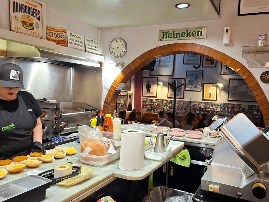 Vendesi mura e attività – Rendez Vous – Gaeta image 5