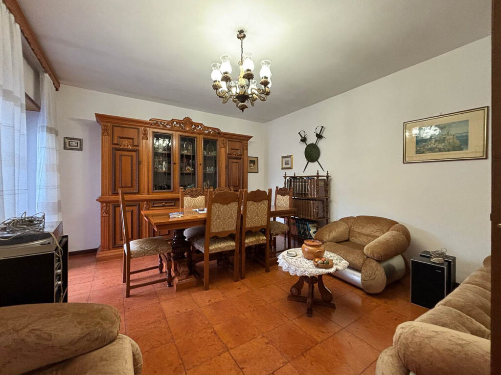 Gaeta Via delle Rose arioso e luminoso appartamento image 2