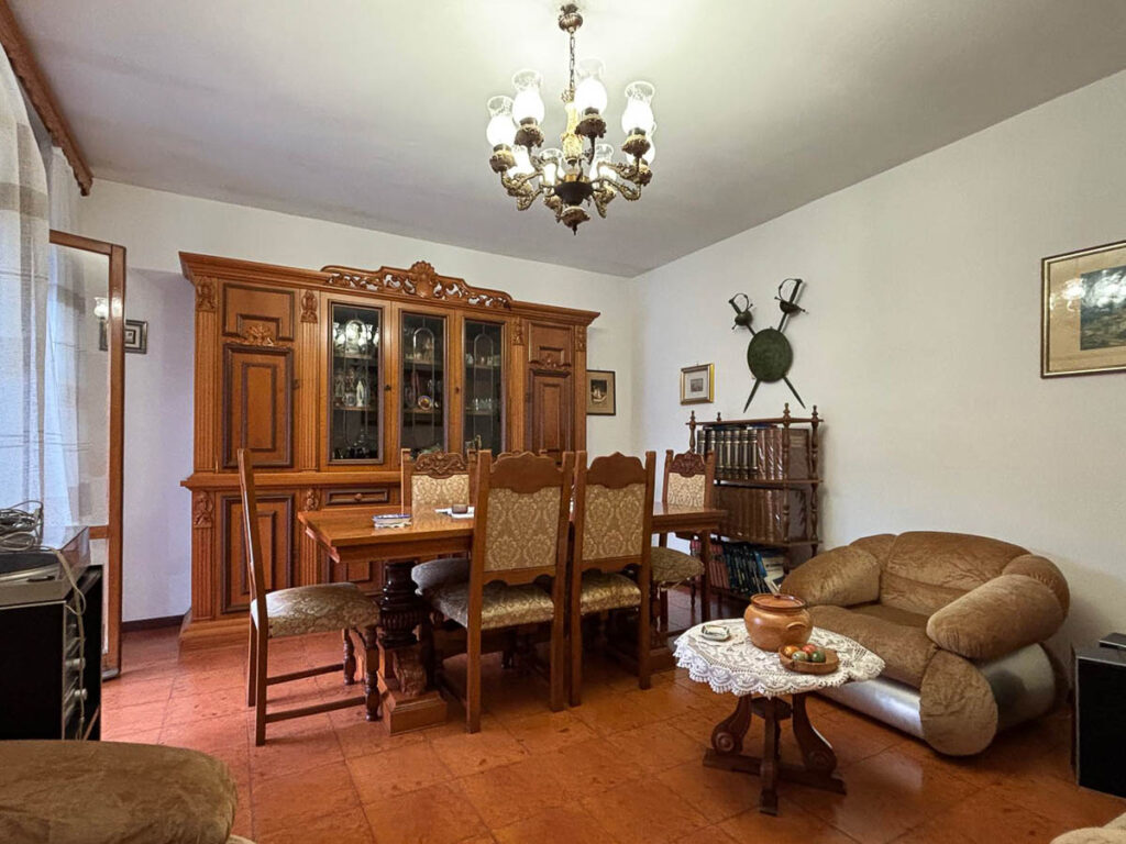 Gaeta Via delle Rose arioso e luminoso appartamento image 4