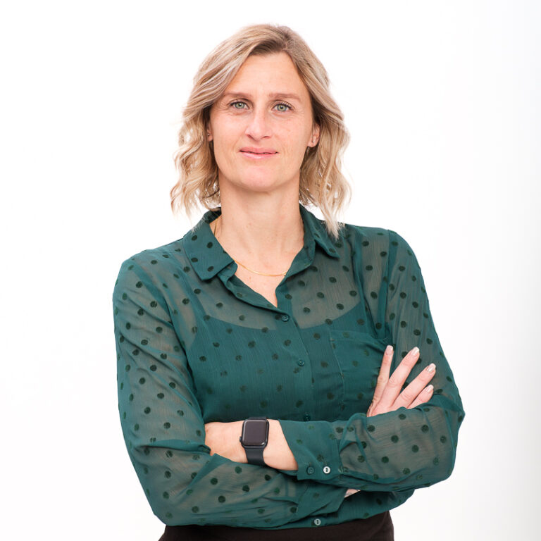 valeria lombardi agenzia delta gaeta - foto: Kostis dertouziadis