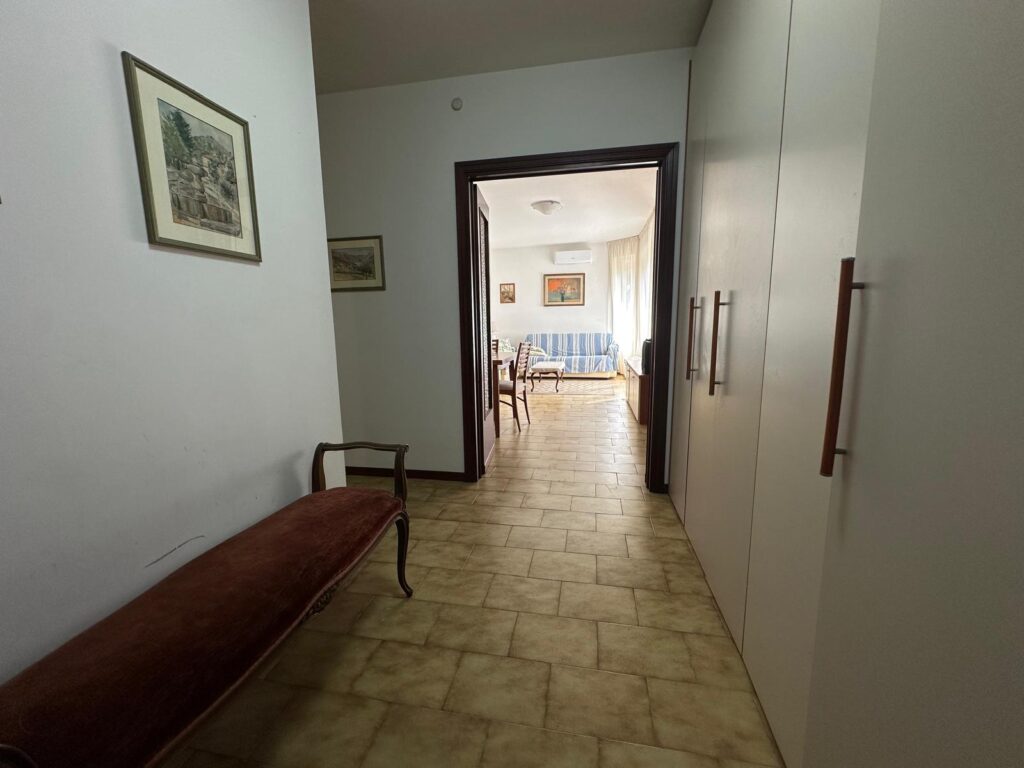 Gaeta Serapo – Appartamento a due passi dal mare con ampio giardino privato image 2