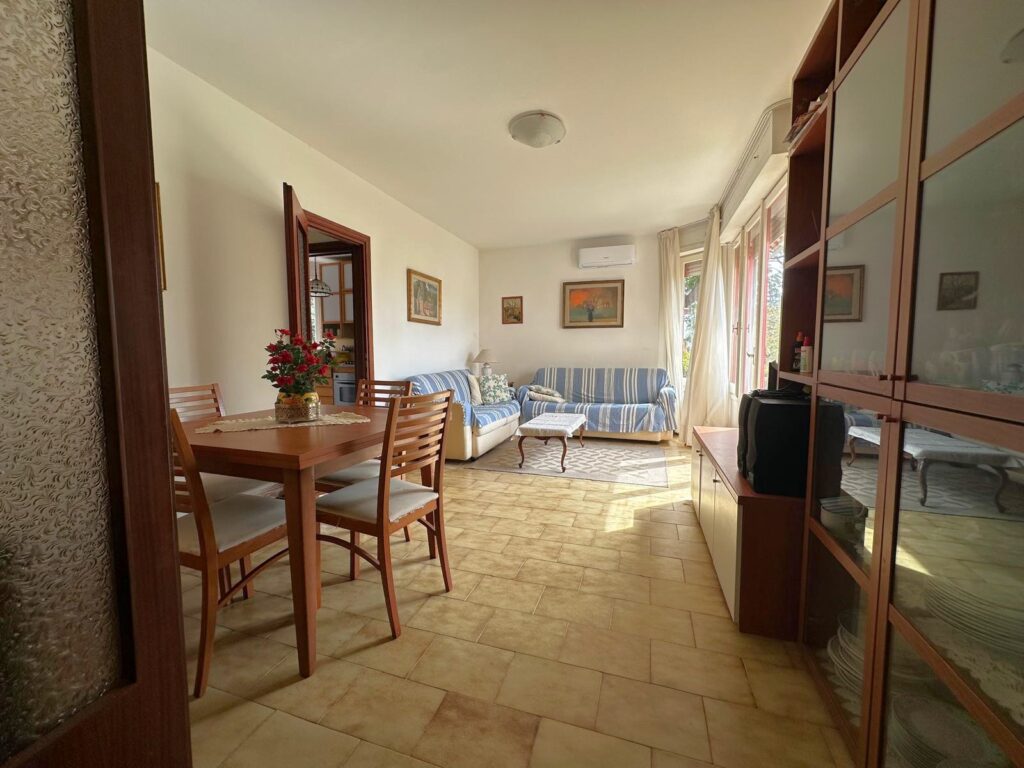 Gaeta Serapo – Appartamento a due passi dal mare con ampio giardino privato image 3